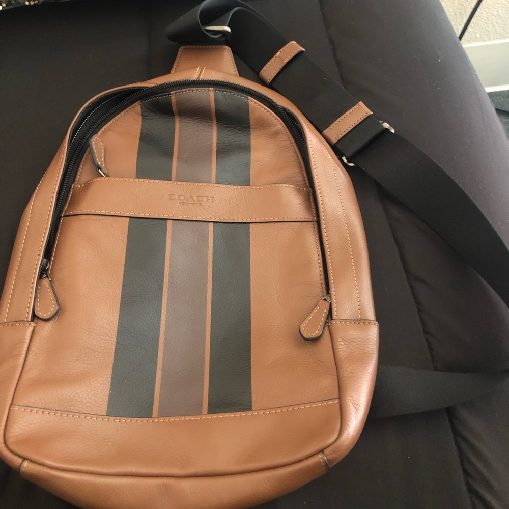 Coach Sling Pack bag